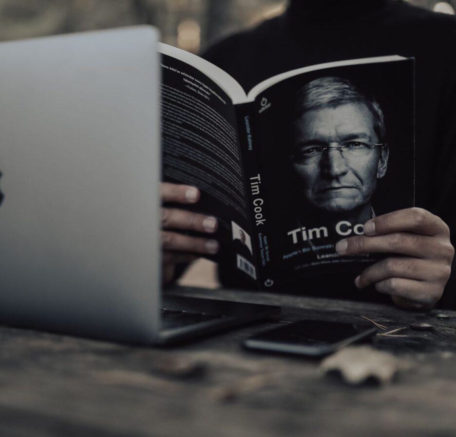 Tim Cook daily letters